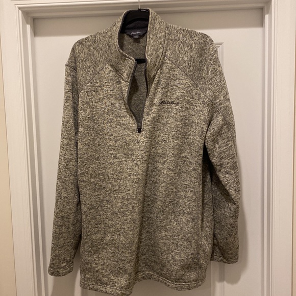 Eddie Bauer 1/4 zip fleece sweatshirt - Picture 3 of 5